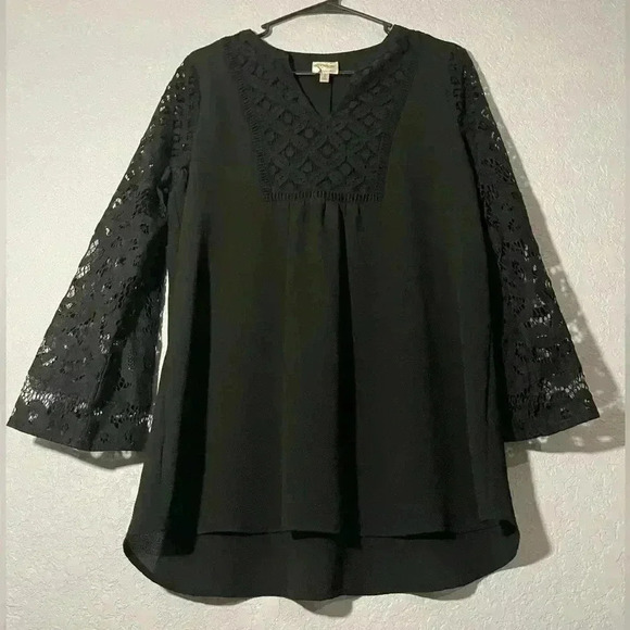 Fig and Flower Black Long sleeve Womens Size Large Blouse - Picture 2 of 8